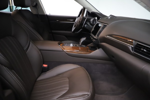 New 2021 Maserati Levante S Q4 GranLusso for sale $100,949 at Alfa Romeo of Greenwich in Greenwich CT 06830 20