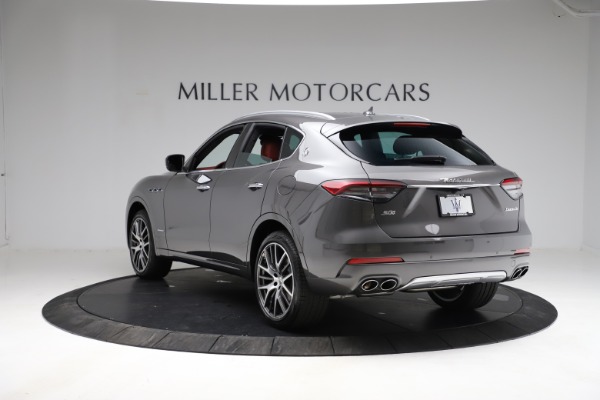 New 2021 Maserati Levante S Q4 GranLusso for sale Sold at Alfa Romeo of Greenwich in Greenwich CT 06830 5