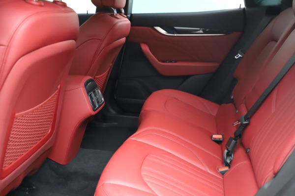 New 2021 Maserati Levante Q4 for sale Sold at Alfa Romeo of Greenwich in Greenwich CT 06830 19