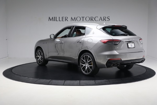 Used 2021 Maserati Levante Q4 GranSport for sale Sold at Alfa Romeo of Greenwich in Greenwich CT 06830 10