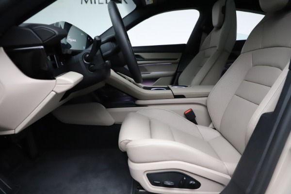 Used 2021 Porsche Taycan 4S for sale Sold at Alfa Romeo of Greenwich in Greenwich CT 06830 15