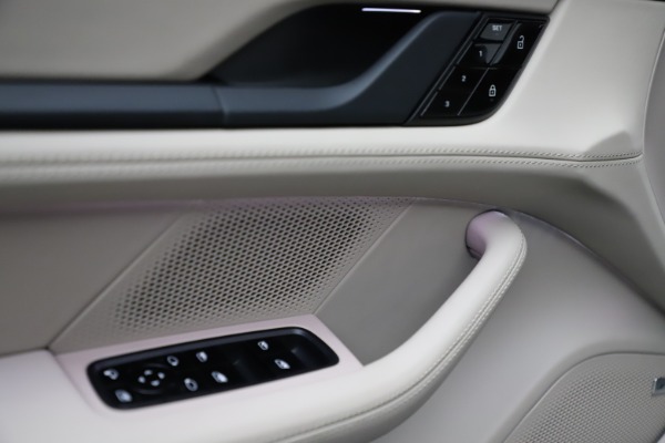 Used 2021 Porsche Taycan 4S for sale Sold at Alfa Romeo of Greenwich in Greenwich CT 06830 19