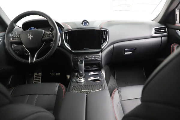 New 2021 Maserati Ghibli S Q4 GranSport for sale Sold at Alfa Romeo of Greenwich in Greenwich CT 06830 18
