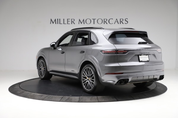 Used 2020 Porsche Cayenne Turbo for sale Sold at Alfa Romeo of Greenwich in Greenwich CT 06830 5