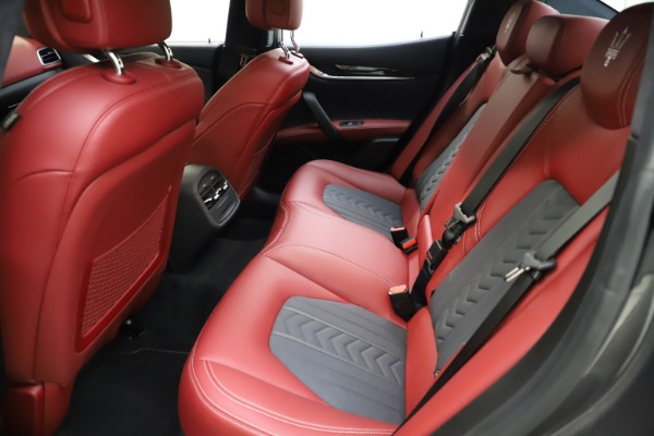 Used 2018 Maserati Ghibli SQ4 GranLusso for sale Sold at Alfa Romeo of Greenwich in Greenwich CT 06830 14