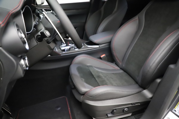 New 2021 Alfa Romeo Stelvio Quadrifoglio for sale Sold at Alfa Romeo of Greenwich in Greenwich CT 06830 15