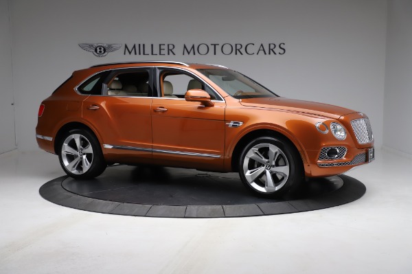 Used 2018 Bentley Bentayga Onyx Edition for sale $149,900 at Alfa Romeo of Greenwich in Greenwich CT 06830 10