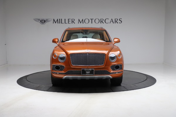 Used 2018 Bentley Bentayga Onyx Edition for sale $149,900 at Alfa Romeo of Greenwich in Greenwich CT 06830 12