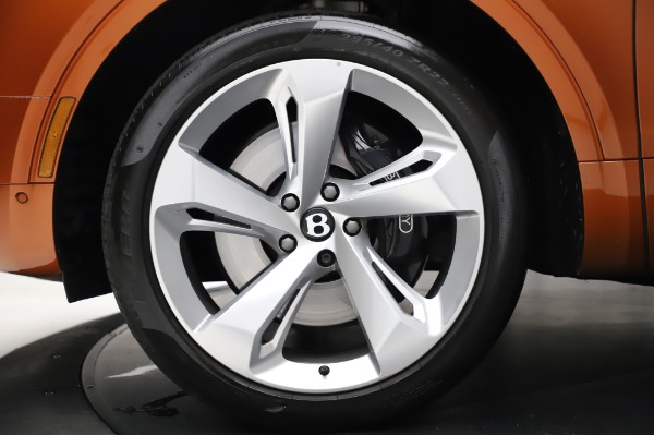 Used 2018 Bentley Bentayga Onyx Edition for sale $149,900 at Alfa Romeo of Greenwich in Greenwich CT 06830 15