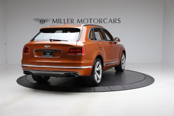Used 2018 Bentley Bentayga Onyx Edition for sale $149,900 at Alfa Romeo of Greenwich in Greenwich CT 06830 7