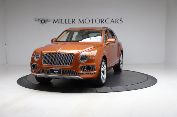 Used 2018 Bentley Bentayga Onyx Edition for sale $149,900 at Alfa Romeo of Greenwich in Greenwich CT 06830 1