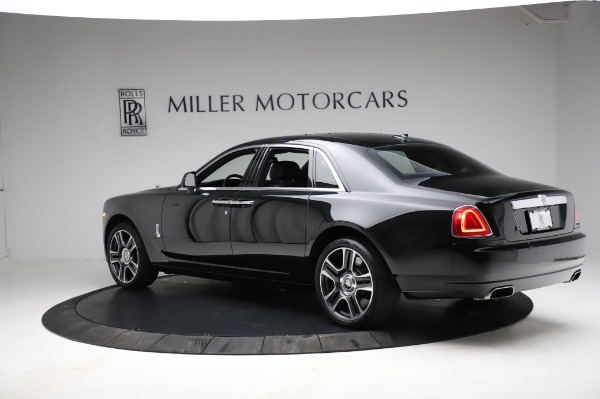 Used 2017 Rolls-Royce Ghost for sale Sold at Alfa Romeo of Greenwich in Greenwich CT 06830 7