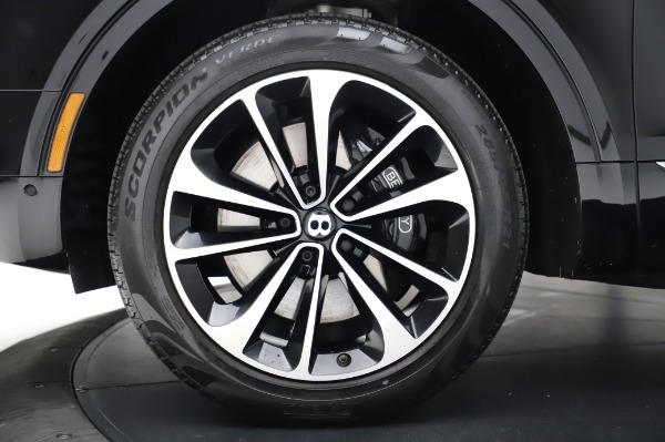 Used 2018 Bentley Bentayga Onyx Edition for sale Sold at Alfa Romeo of Greenwich in Greenwich CT 06830 15