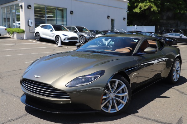 Used 2018 Aston Martin DB11 V8 for sale Sold at Alfa Romeo of Greenwich in Greenwich CT 06830 24