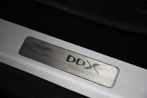 New 2021 Aston Martin DBX for sale $207,886 at Alfa Romeo of Greenwich in Greenwich CT 06830 22
