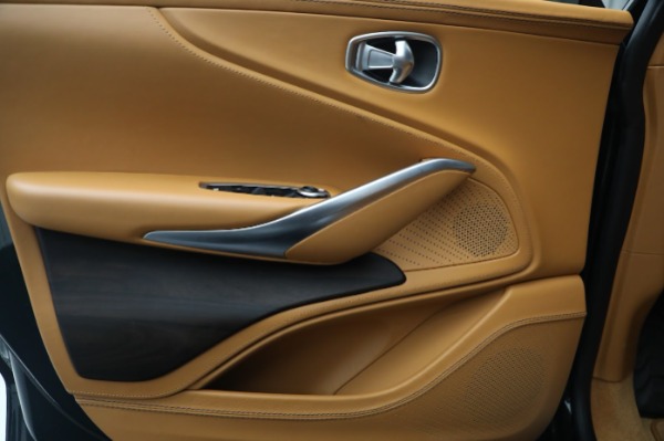 New 2021 Aston Martin DBX for sale $214,986 at Alfa Romeo of Greenwich in Greenwich CT 06830 18