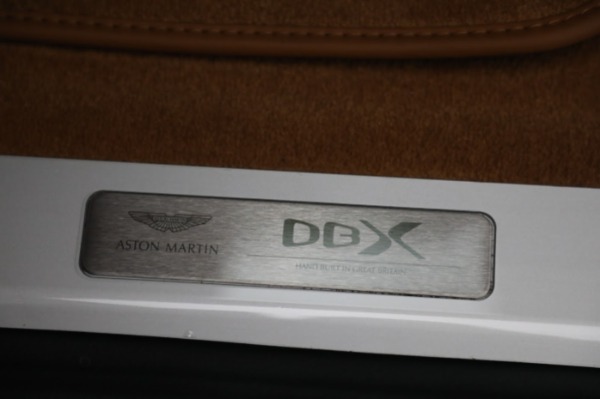 New 2021 Aston Martin DBX for sale $214,986 at Alfa Romeo of Greenwich in Greenwich CT 06830 19