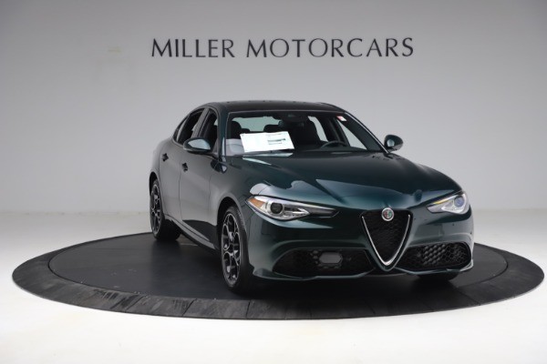 New 2021 Alfa Romeo Giulia Ti Sport Q4 for sale Sold at Alfa Romeo of Greenwich in Greenwich CT 06830 11