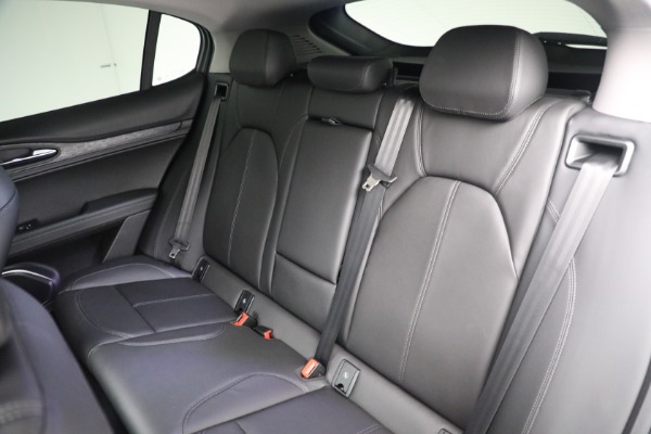 Used 2021 Alfa Romeo Stelvio Q4 for sale Sold at Alfa Romeo of Greenwich in Greenwich CT 06830 19