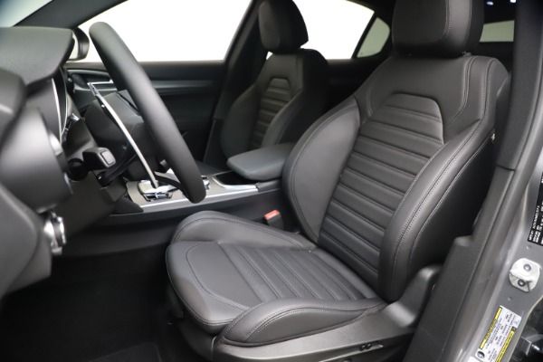 New 2021 Alfa Romeo Stelvio Ti Sport Q4 for sale Sold at Alfa Romeo of Greenwich in Greenwich CT 06830 15