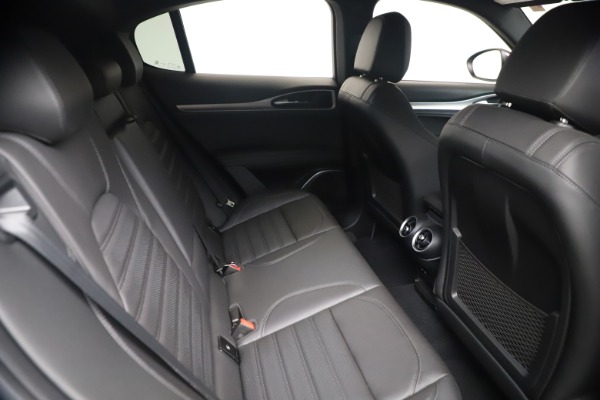 New 2021 Alfa Romeo Stelvio Ti Sport Q4 for sale Sold at Alfa Romeo of Greenwich in Greenwich CT 06830 22