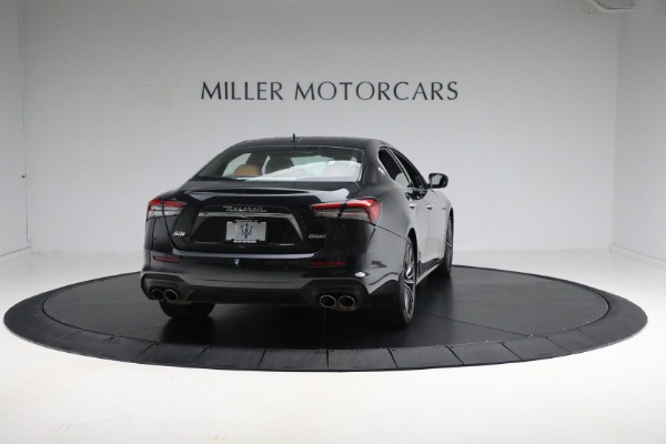 Used 2021 Maserati Ghibli S Q4 for sale Sold at Alfa Romeo of Greenwich in Greenwich CT 06830 13