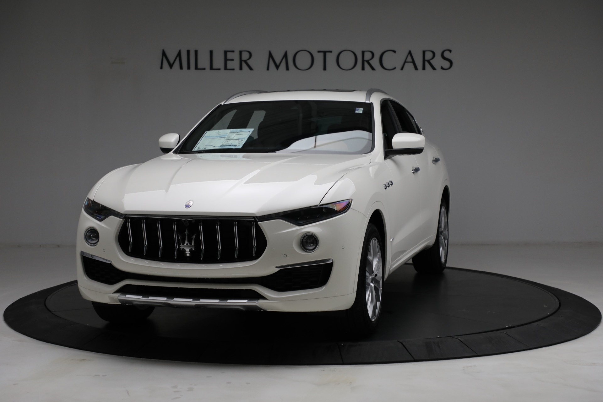 New 2021 Maserati Levante Q4 GranLusso for sale Sold at Alfa Romeo of Greenwich in Greenwich CT 06830 1