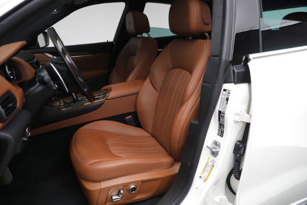 Used 2021 Maserati Levante Q4 GranLusso for sale Sold at Alfa Romeo of Greenwich in Greenwich CT 06830 10