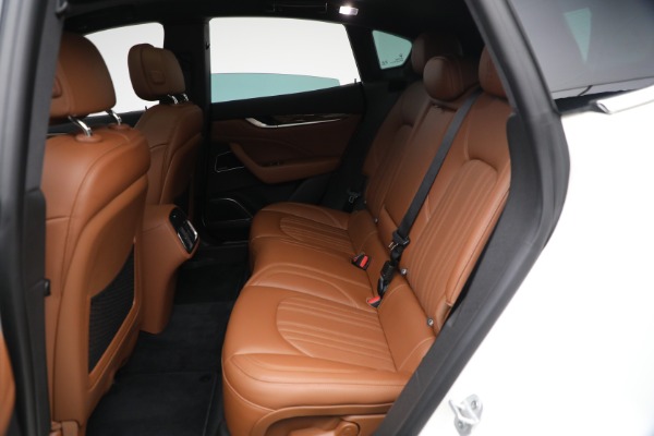 Used 2021 Maserati Levante Q4 GranLusso for sale Sold at Alfa Romeo of Greenwich in Greenwich CT 06830 13