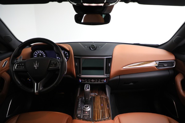 Used 2021 Maserati Levante Q4 GranLusso for sale Sold at Alfa Romeo of Greenwich in Greenwich CT 06830 17