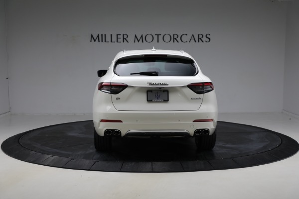 Used 2021 Maserati Levante Q4 GranLusso for sale Sold at Alfa Romeo of Greenwich in Greenwich CT 06830 4