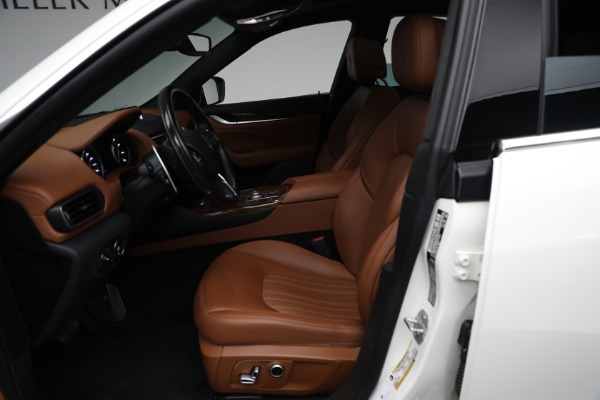 Used 2021 Maserati Levante Q4 GranLusso for sale Sold at Alfa Romeo of Greenwich in Greenwich CT 06830 9