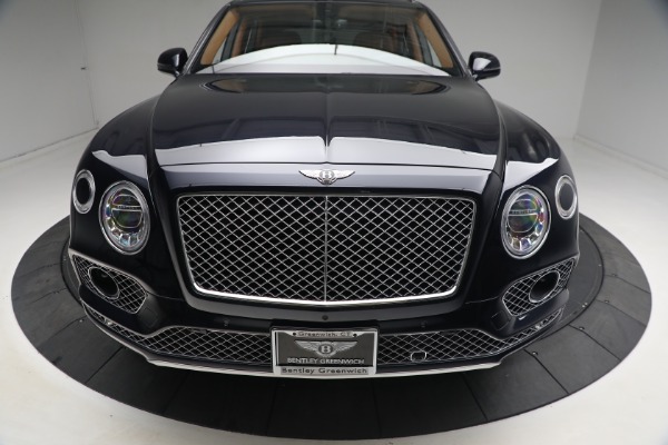 Used 2018 Bentley Bentayga W12 Signature for sale $109,900 at Alfa Romeo of Greenwich in Greenwich CT 06830 13