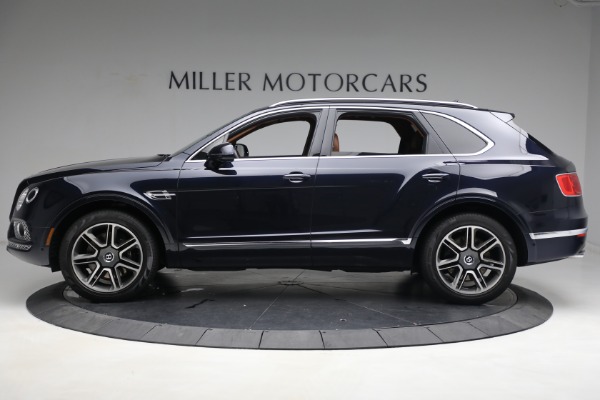 Used 2018 Bentley Bentayga W12 Signature for sale Sold at Alfa Romeo of Greenwich in Greenwich CT 06830 3