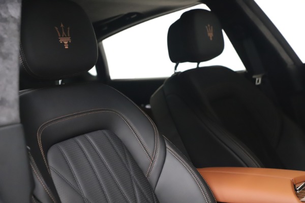 New 2021 Maserati Quattroporte S Q4 GranLusso for sale Sold at Alfa Romeo of Greenwich in Greenwich CT 06830 25