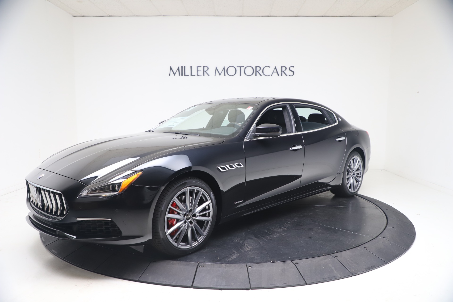 New 2021 Maserati Quattroporte S Q4 GranLusso for sale Sold at Alfa Romeo of Greenwich in Greenwich CT 06830 1