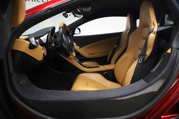 Used 2012 McLaren MP4-12C for sale Call for price at Alfa Romeo of Greenwich in Greenwich CT 06830 16
