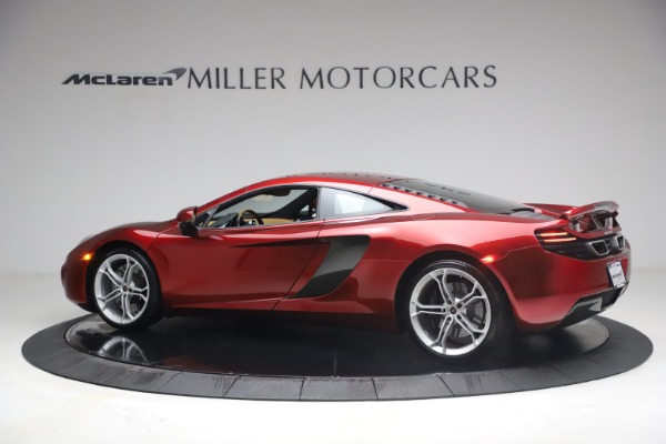 Used 2012 McLaren MP4-12C for sale Call for price at Alfa Romeo of Greenwich in Greenwich CT 06830 3