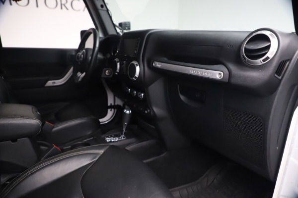 Used 2015 Jeep Wrangler Unlimited Rubicon Hard Rock for sale Sold at Alfa Romeo of Greenwich in Greenwich CT 06830 27