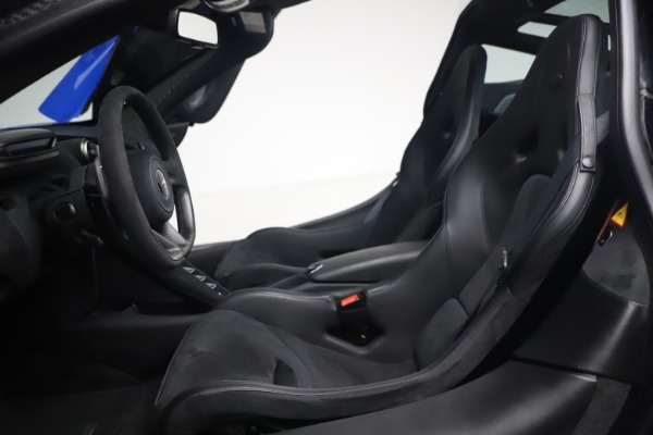 Used 2020 McLaren 720S Performance for sale $306,900 at Alfa Romeo of Greenwich in Greenwich CT 06830 25