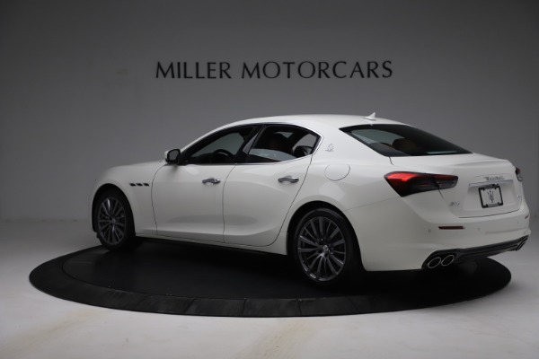 New 2021 Maserati Ghibli SQ4 for sale Sold at Alfa Romeo of Greenwich in Greenwich CT 06830 4