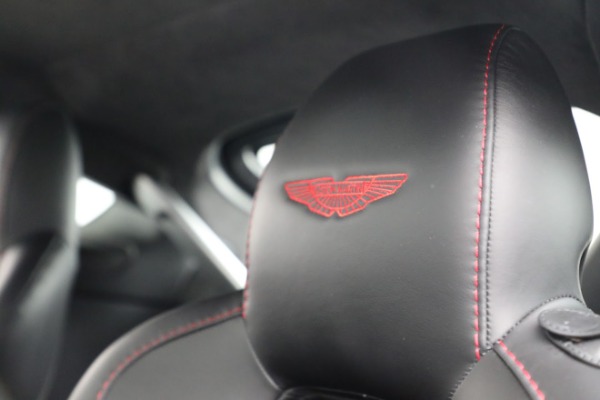 Used 2015 Aston Martin V12 Vantage S for sale Sold at Alfa Romeo of Greenwich in Greenwich CT 06830 19