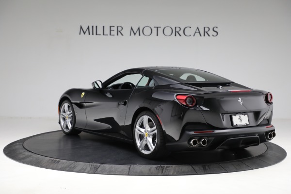 Used 2019 Ferrari Portofino for sale Sold at Alfa Romeo of Greenwich in Greenwich CT 06830 17