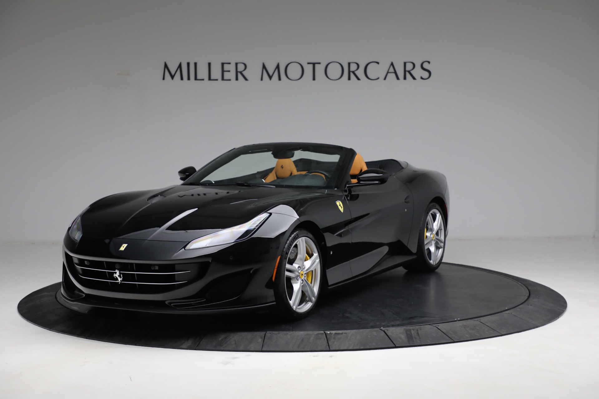 Used 2019 Ferrari Portofino for sale $231,900 at Alfa Romeo of Greenwich in Greenwich CT 06830 1