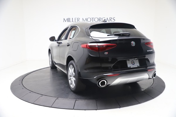 New 2021 Alfa Romeo Stelvio Ti Lusso Q4 for sale Sold at Alfa Romeo of Greenwich in Greenwich CT 06830 5