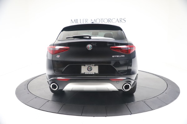 New 2021 Alfa Romeo Stelvio Ti Lusso Q4 for sale Sold at Alfa Romeo of Greenwich in Greenwich CT 06830 6