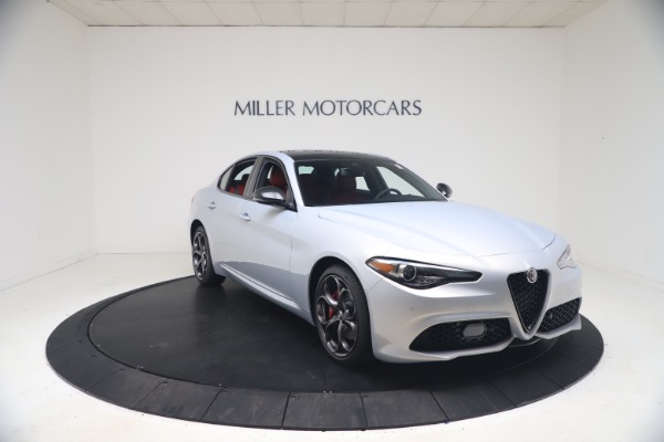 New 2021 Alfa Romeo Giulia Ti Sport Q4 for sale Sold at Alfa Romeo of Greenwich in Greenwich CT 06830 11