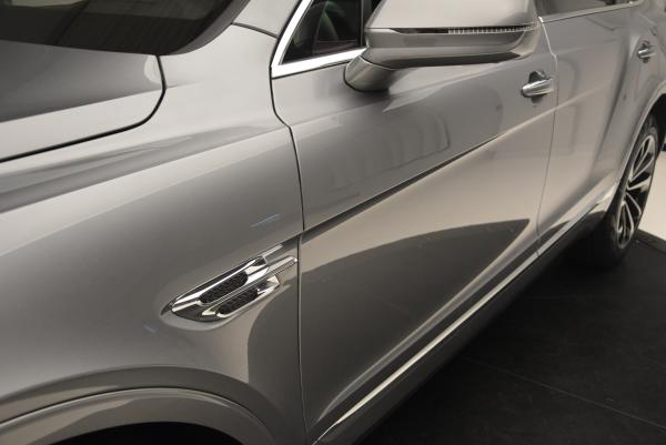 Used 2017 Bentley Bentayga W12 for sale Sold at Alfa Romeo of Greenwich in Greenwich CT 06830 19