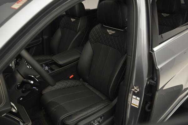 Used 2017 Bentley Bentayga W12 for sale Sold at Alfa Romeo of Greenwich in Greenwich CT 06830 25