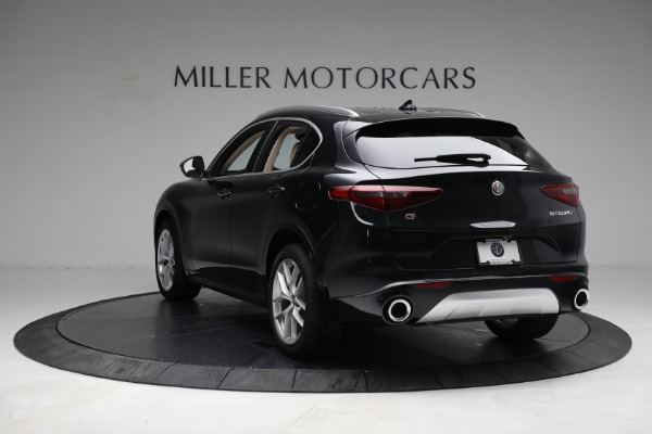 New 2021 Alfa Romeo Stelvio Ti Lusso Q4 for sale Sold at Alfa Romeo of Greenwich in Greenwich CT 06830 5